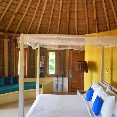 Jetwing Surf & Safari, A Luxury Reserve Arugam Bay Exterior photo